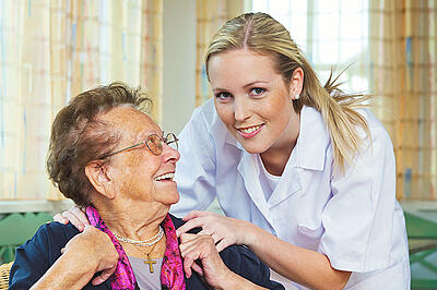 Pflege im Seniorenzentrum