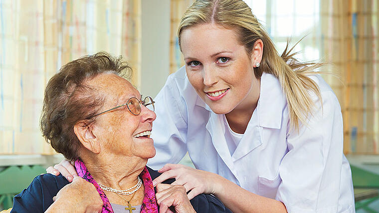 Pflege im Seniorenzentrum