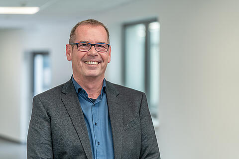 Khd Heinz Loennessen  